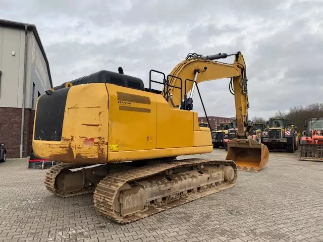 CAT 326 FLN – Bild 11