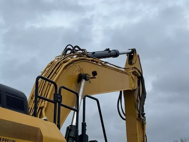 CAT 326 FLN – Bild 12