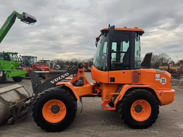 Volvo L30G – Bild 5