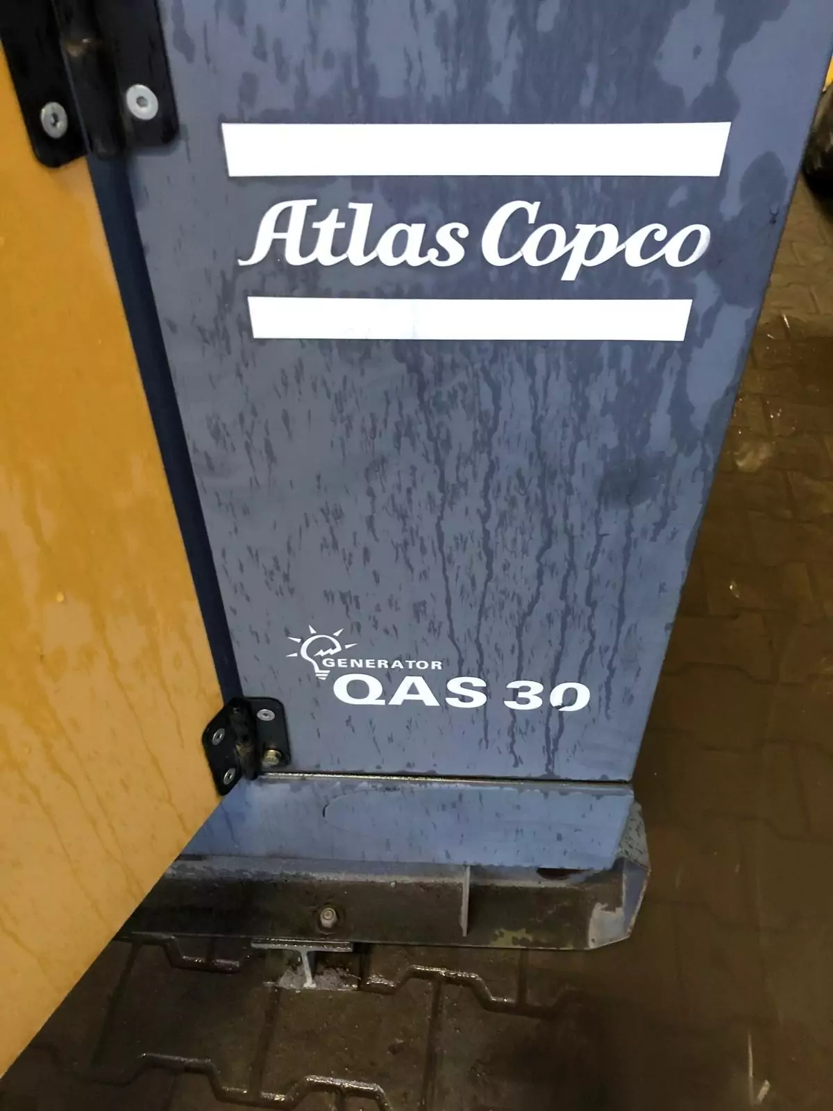 Atlas Copco QAS 30 Generator/defekt – Bild 8
