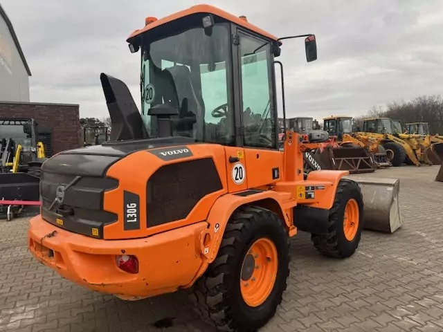 Volvo L30G – Bild 10