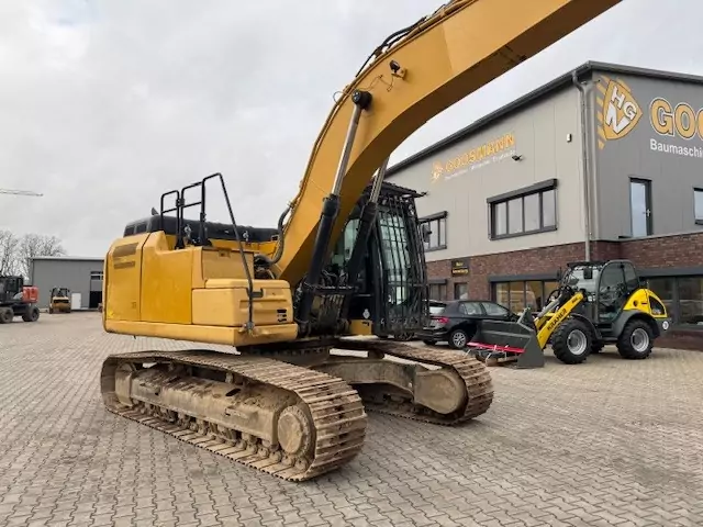 CAT 326 FLN – Bild 8
