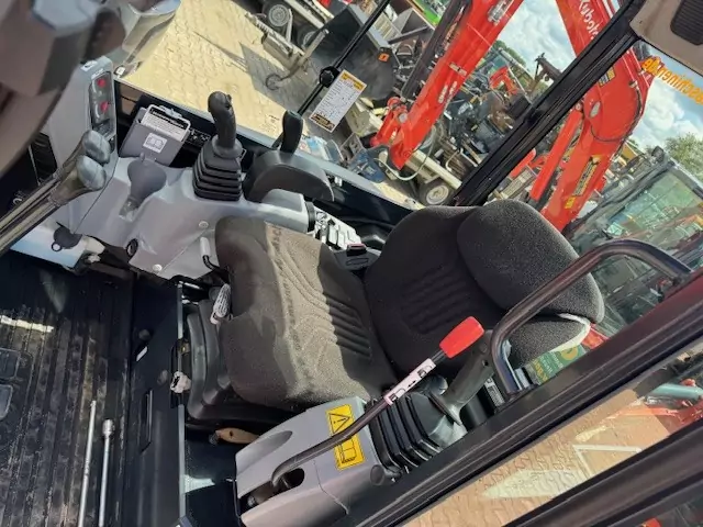 Kubota KX027-4 HI – Bild 7