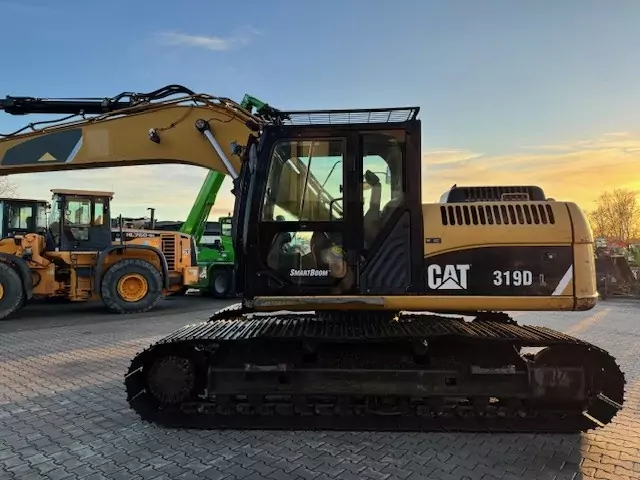 CAT 319 DL – Bild 2