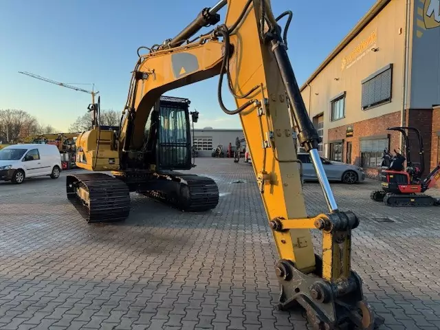 CAT 319 DL – Bild 5