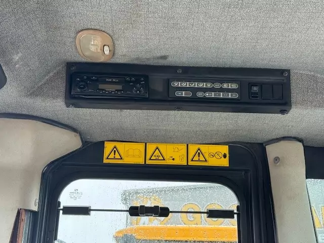 Komatsu WA470-5 – Bild 8