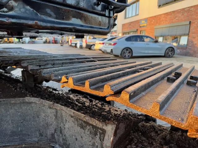 CAT 319 DL – Bild 7