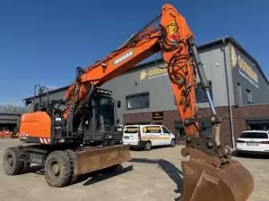 Doosan DX165W-5